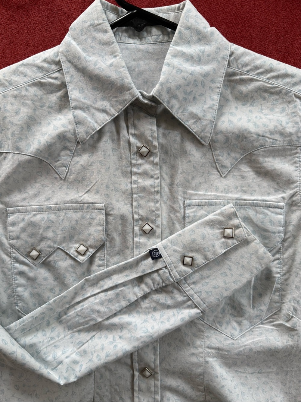 Women's Light Blue Floral Western-Style Button-Down Shirt